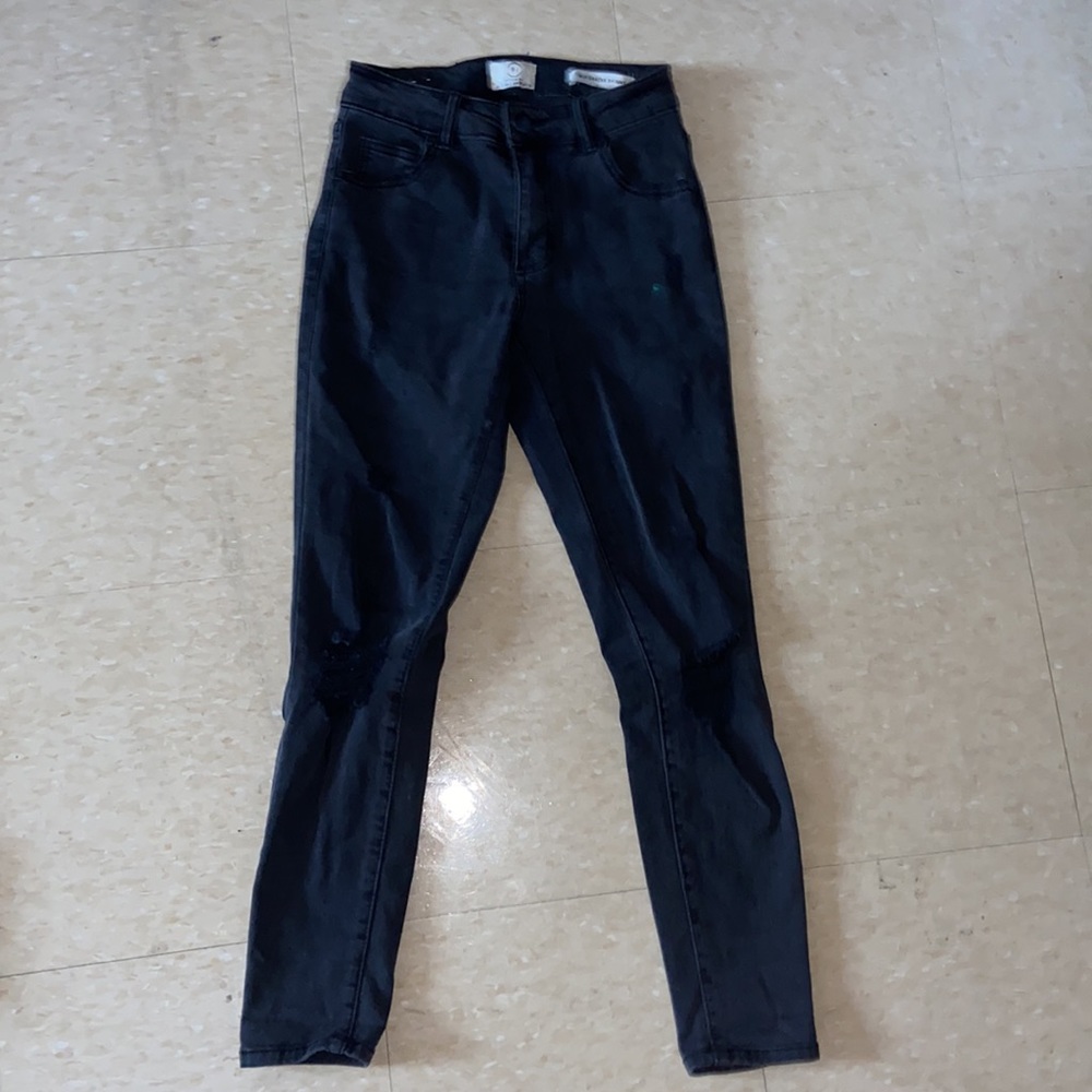Black skinny jeans